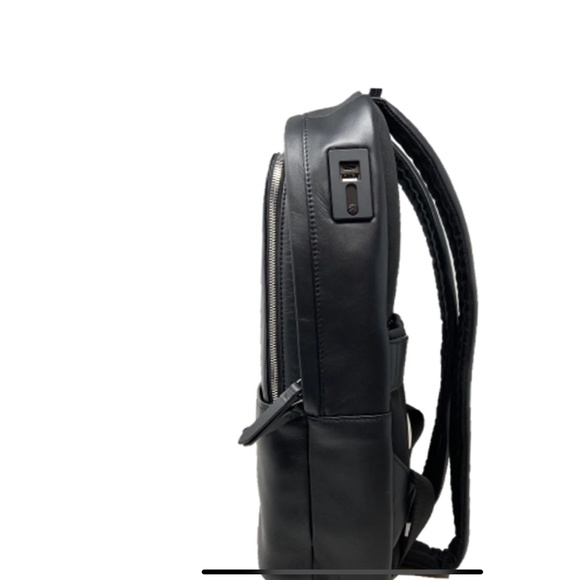 Momodesign leather backpack - Picture 2 of 3